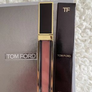 Tom Ford Gloss Luxe Lip Gloss 09 Aura 0.19 oz Full Size Luxury NIB